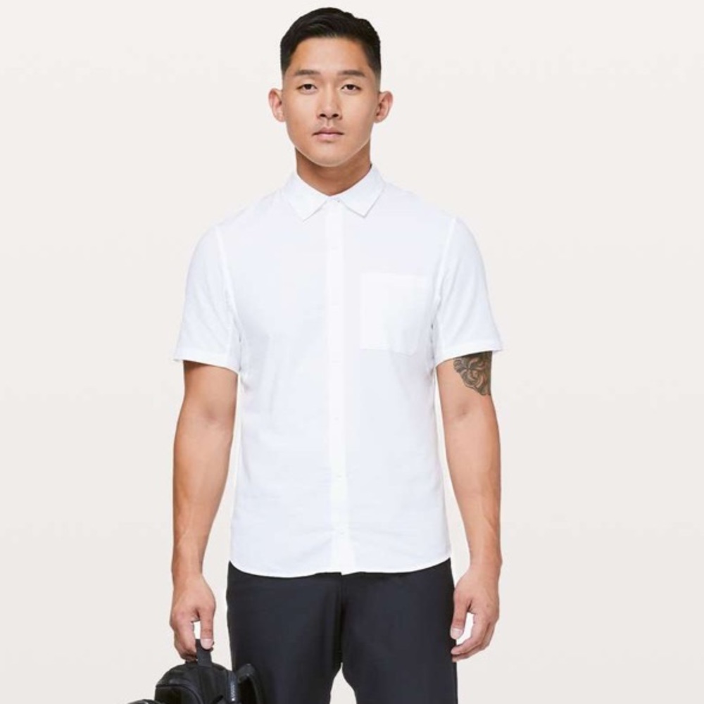 Lululemon All Town Short Sleeve Buttondown